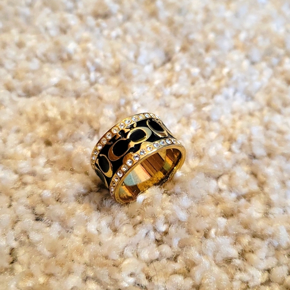 Coach ring